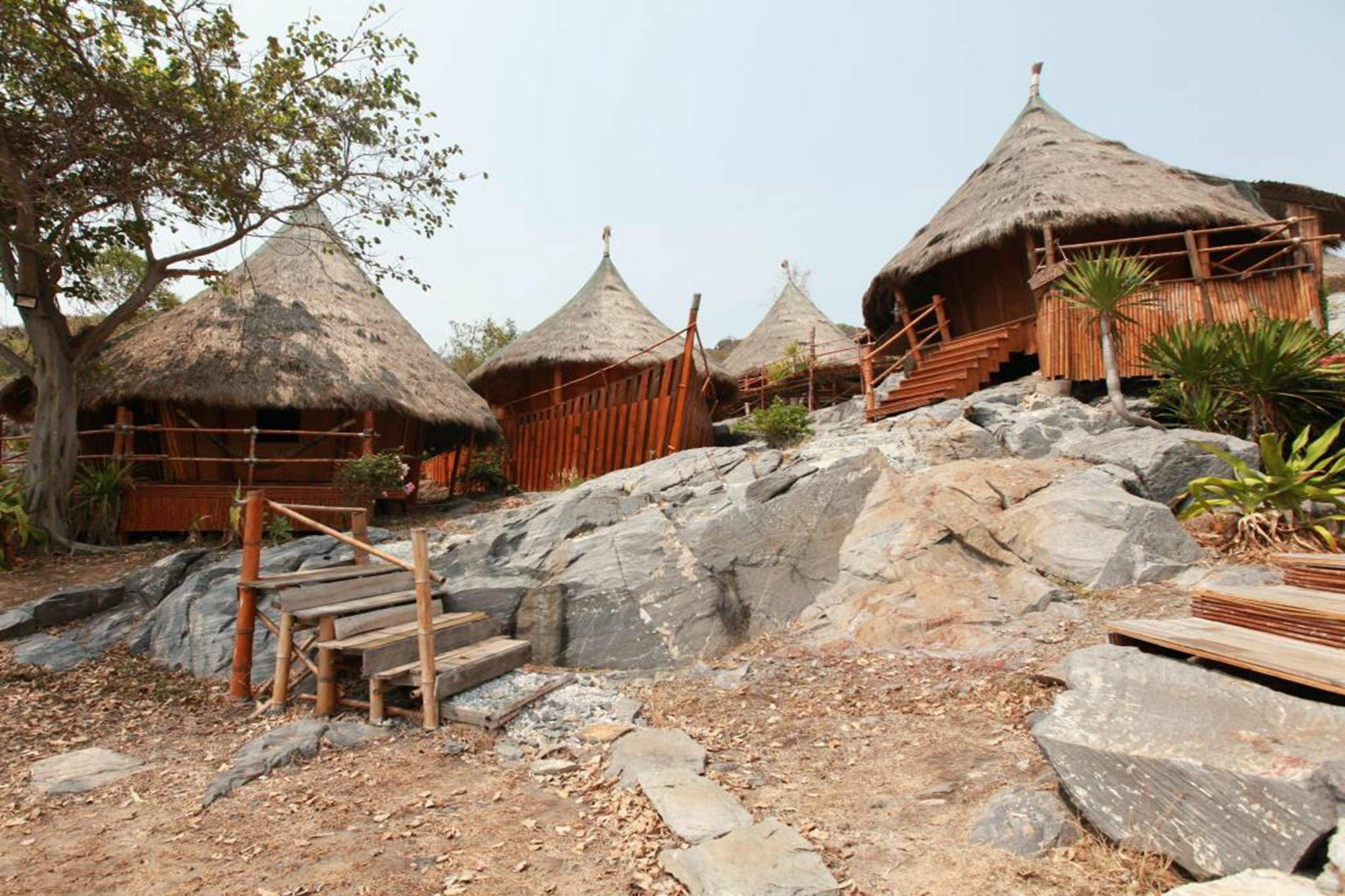 Paree Hut Resort Ko Si Chang Exterior photo