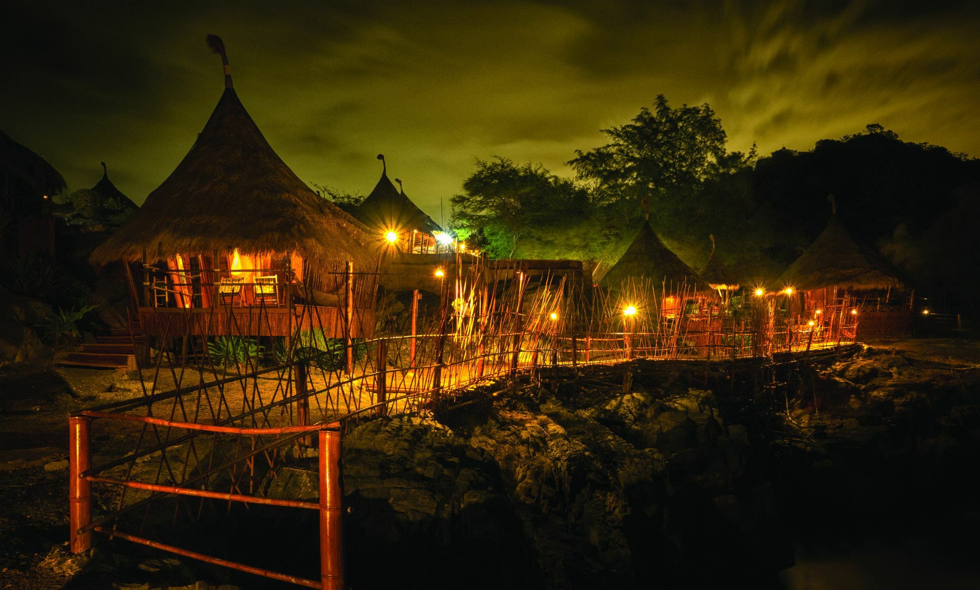 Paree Hut Resort Ko Si Chang Exterior photo